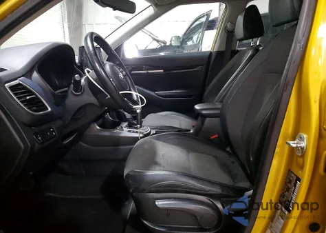 2021 Kia Seltos S z USA, uszkodzony, nr VIN KNDEUCAA8M7129880